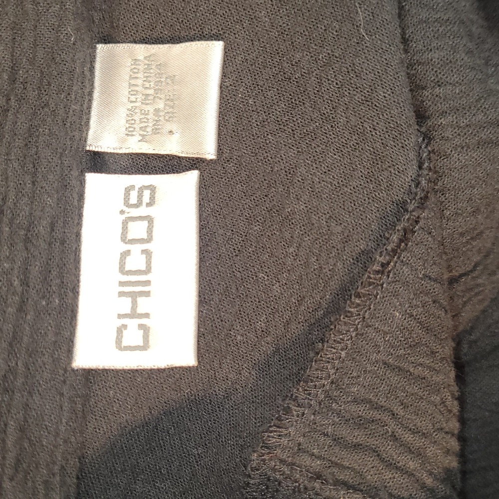 Chico's Black Crinkle Gauze Cotton Button Down Roll Tab Shirt Size 2 Large - Picture 4 of 10